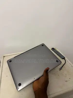 Laptop Apple MacBook Pro 2021 M1 8GB Apple M1 SSD 512GB