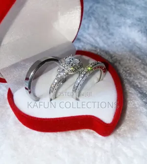 High Quality Elegant Wedding Rings Set