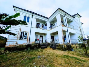 6bdrm Block of Flats in Shelter Afrique, Uyo for sale