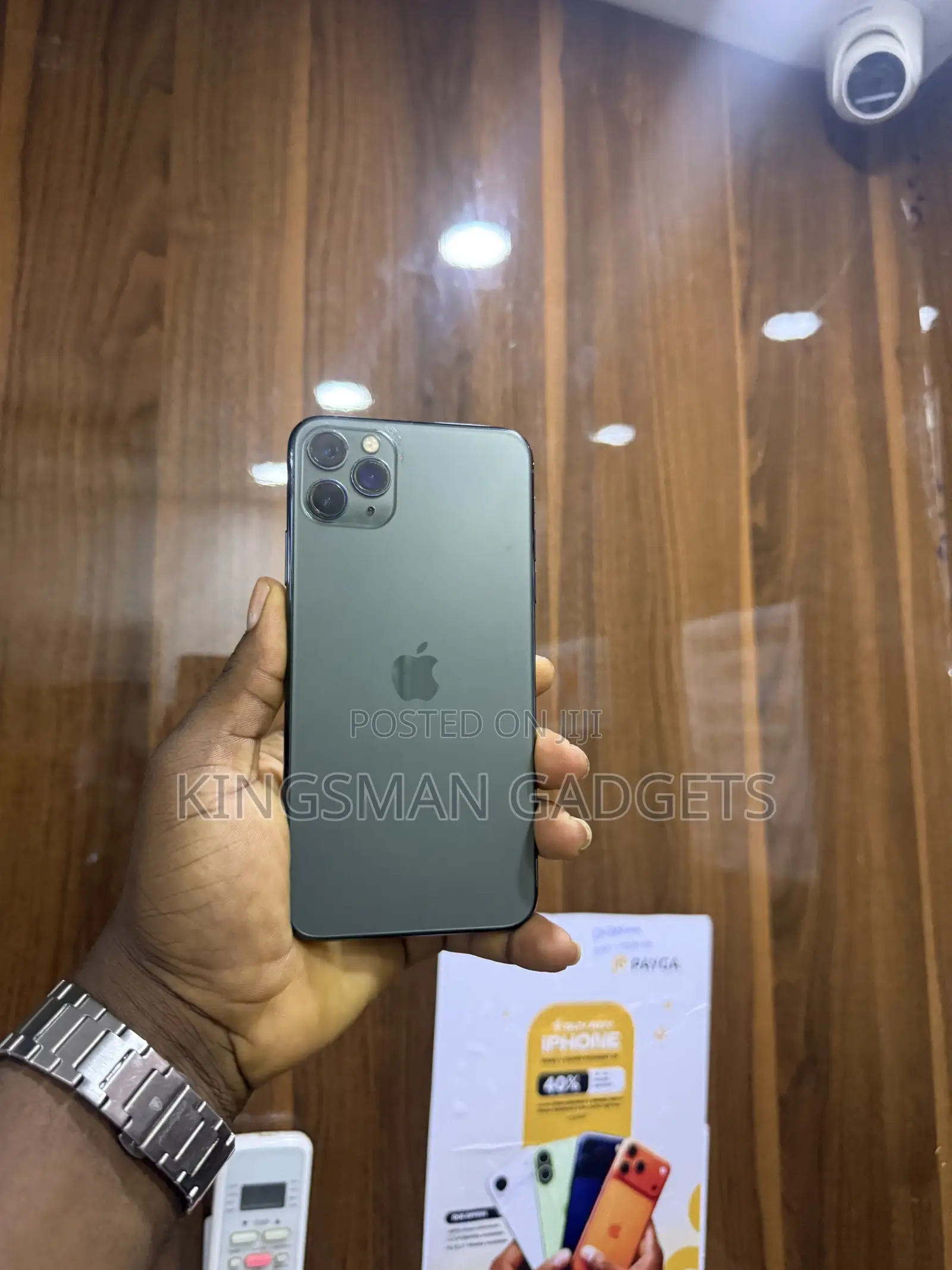 Apple iPhone 11 Pro Max 64 GB Green