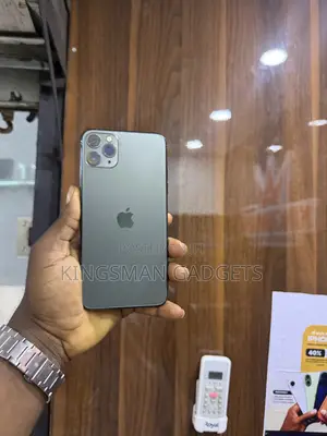 Apple iPhone 11 Pro Max 64 GB Green