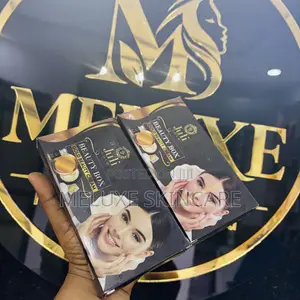Juli Gold Beauty Box Cream