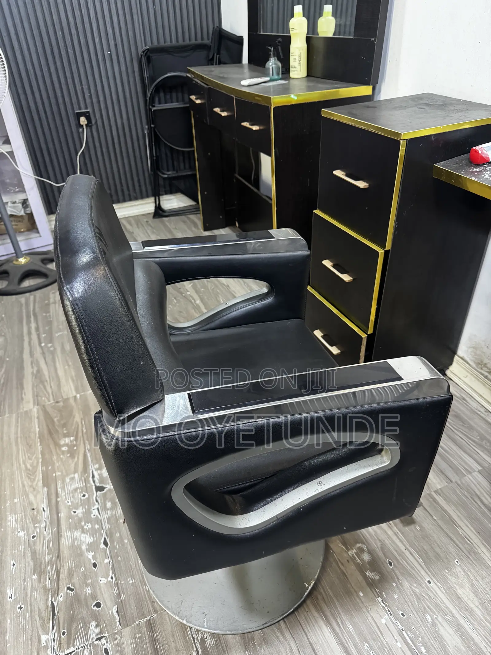 Barbers Chair