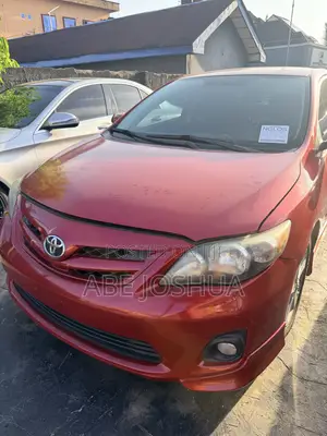 Toyota Corolla 2012 Red