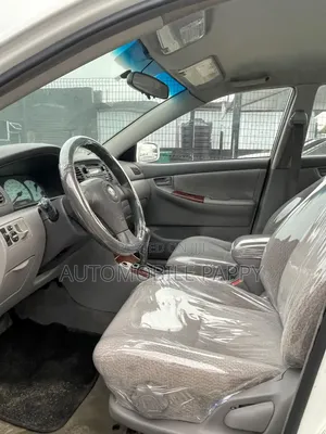Toyota Corolla 2003 White