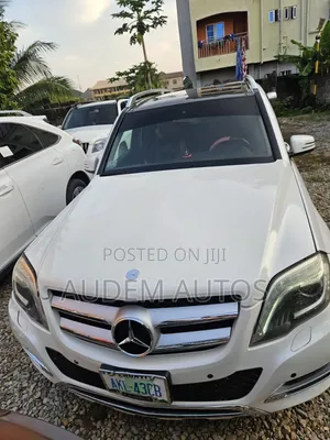 Mercedes-Benz GLK-Class 350 4MATIC 2011 White