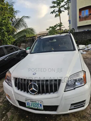 Mercedes-Benz GLK-Class 350 4MATIC 2012 White