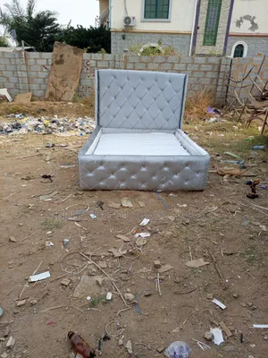 4 by 6 Padded Bed Frame With Good Material