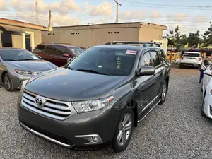 Toyota Highlander Limited 2012 Blue