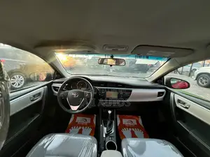 Toyota Corolla LE 4dr Sedan (1.8L 4cyl CVT) 2016 Red