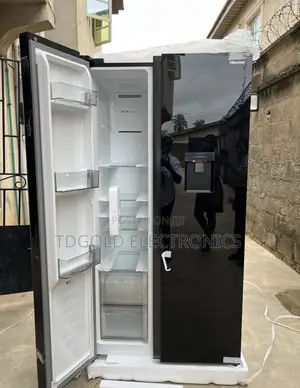 Hisense Side-by-Side Glass Refrigerator 