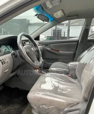 Toyota Corolla 2003 White