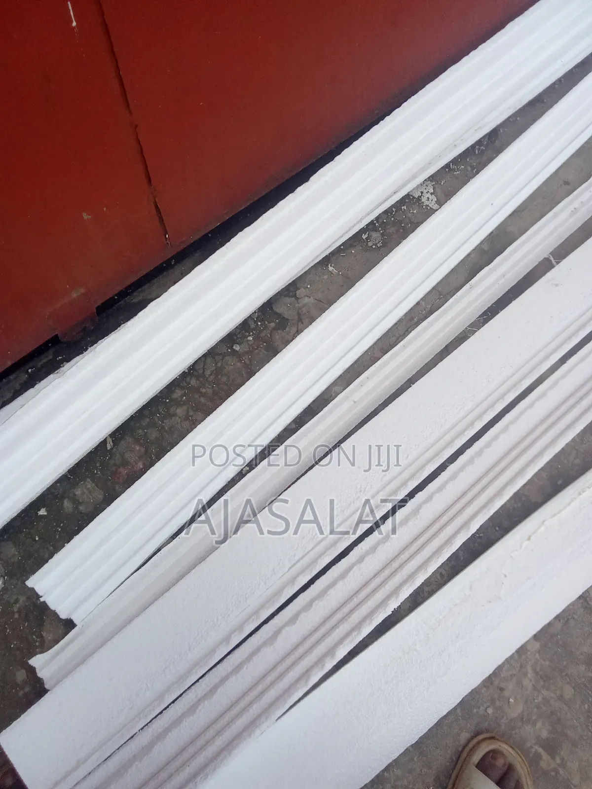 Polystyrene Foam and Parapet