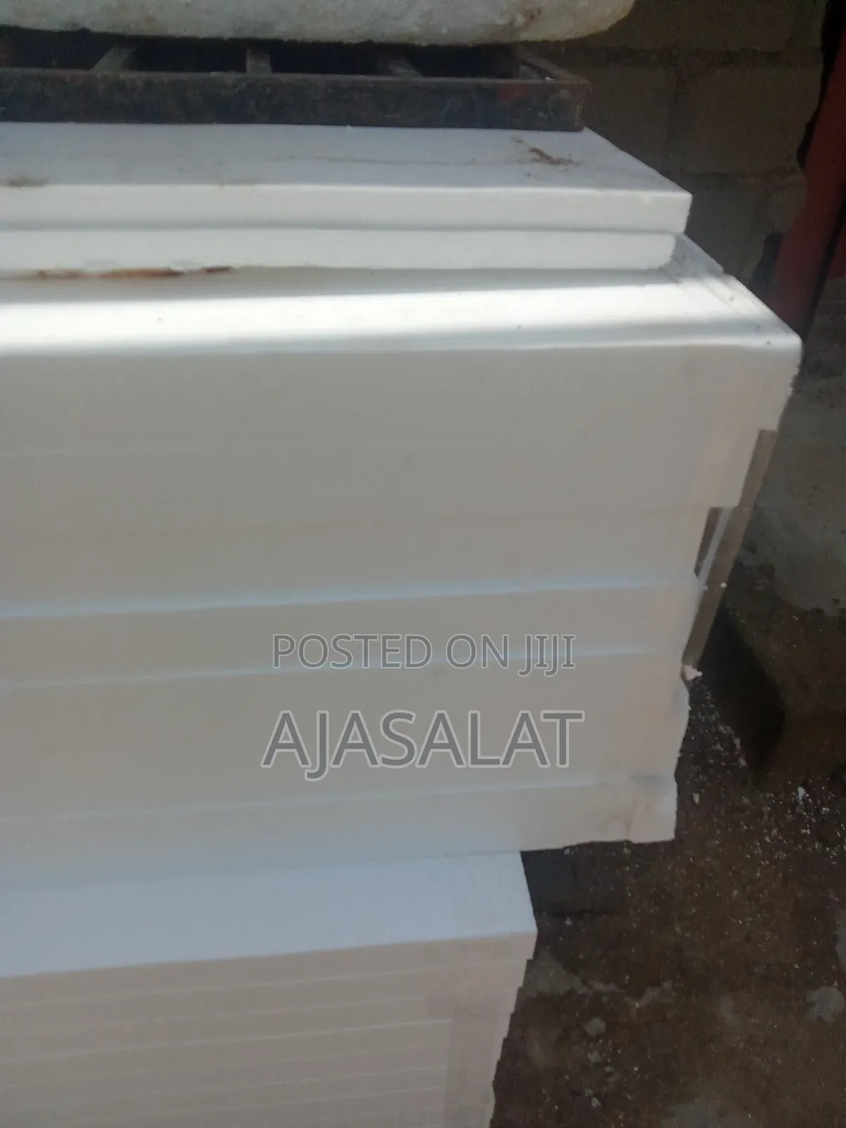 Polystyrene Foam and Parapet