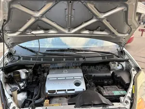 Toyota Sienna 2005 Silver