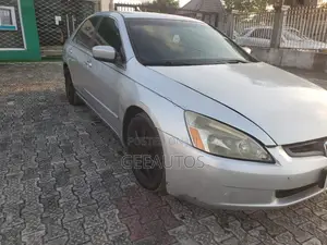 Honda Accord Automatic 2004 Silver