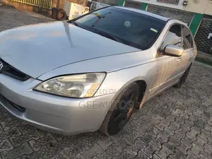 Honda Accord Automatic 2004 Silver