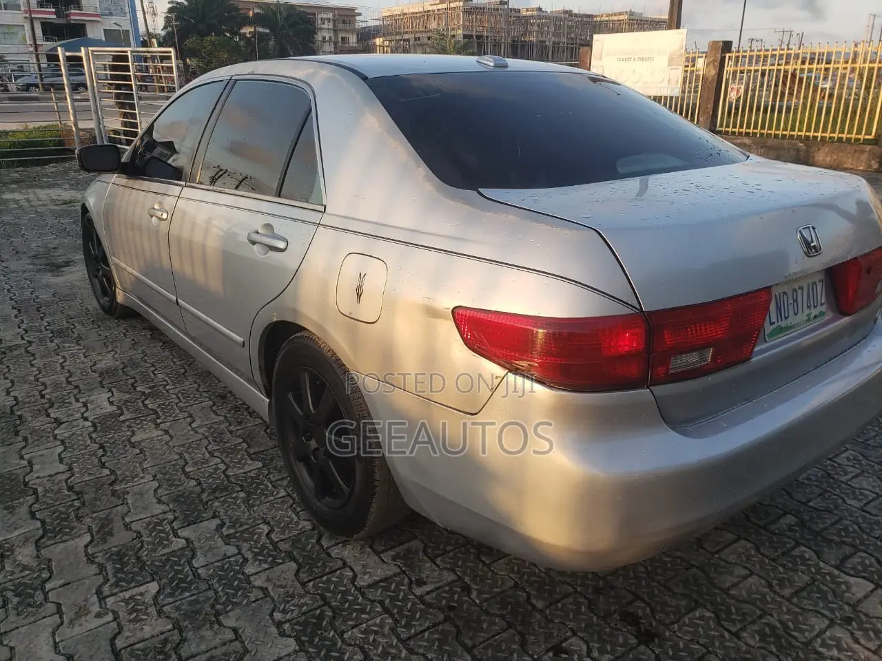 Honda Accord Automatic 2004 Silver
