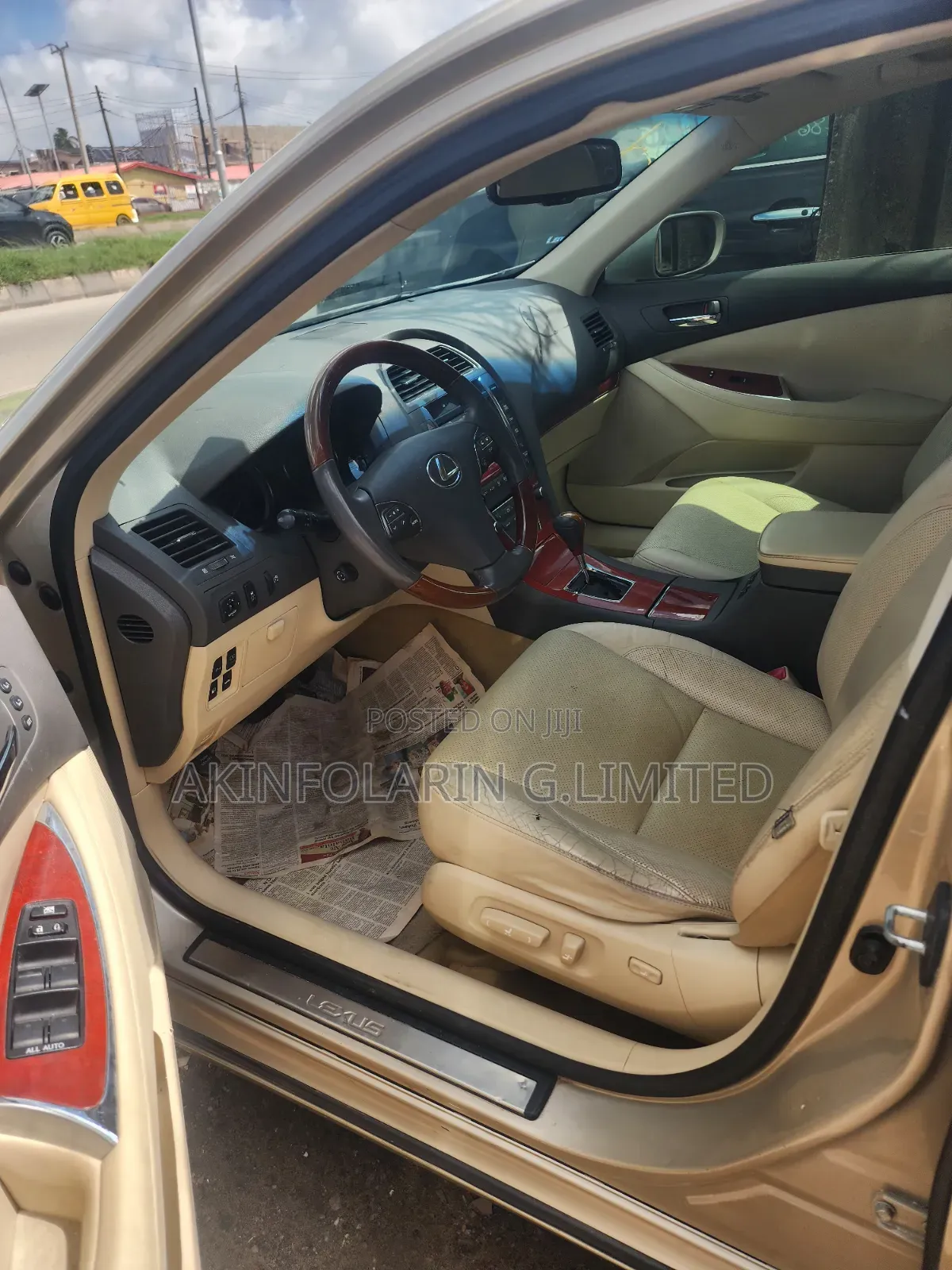Lexus ES 2012 Gold