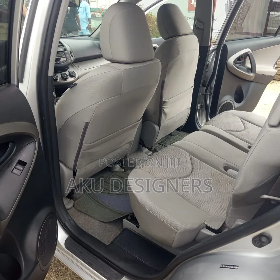 Toyota RAV4 4x4 2009 Silver