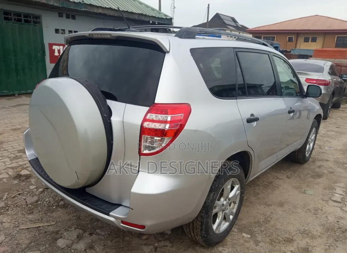 Toyota RAV4 4x4 2009 Silver