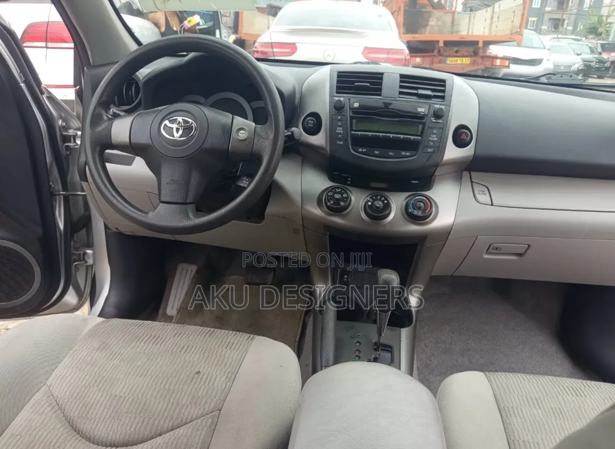 Toyota RAV4 4x4 2009 Silver
