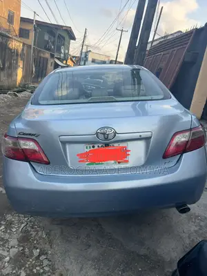 Toyota Camry LE 4dr Sedan (2.4L 4cyl 5A) 2009 Blue