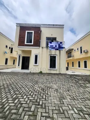 5bdrm Duplex in Chevron for rent