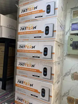 1.5kva 12v Pattern Hybrid Inverter