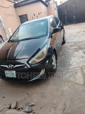Hyundai Accent 2012 Black