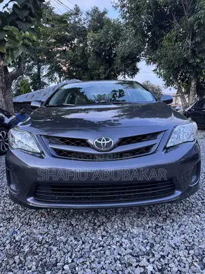 Toyota Corolla 2012 Black