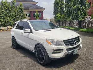Mercedes-Benz M Class ML350 4dr SUV (3.5L 6cyl 7A) 2015 White