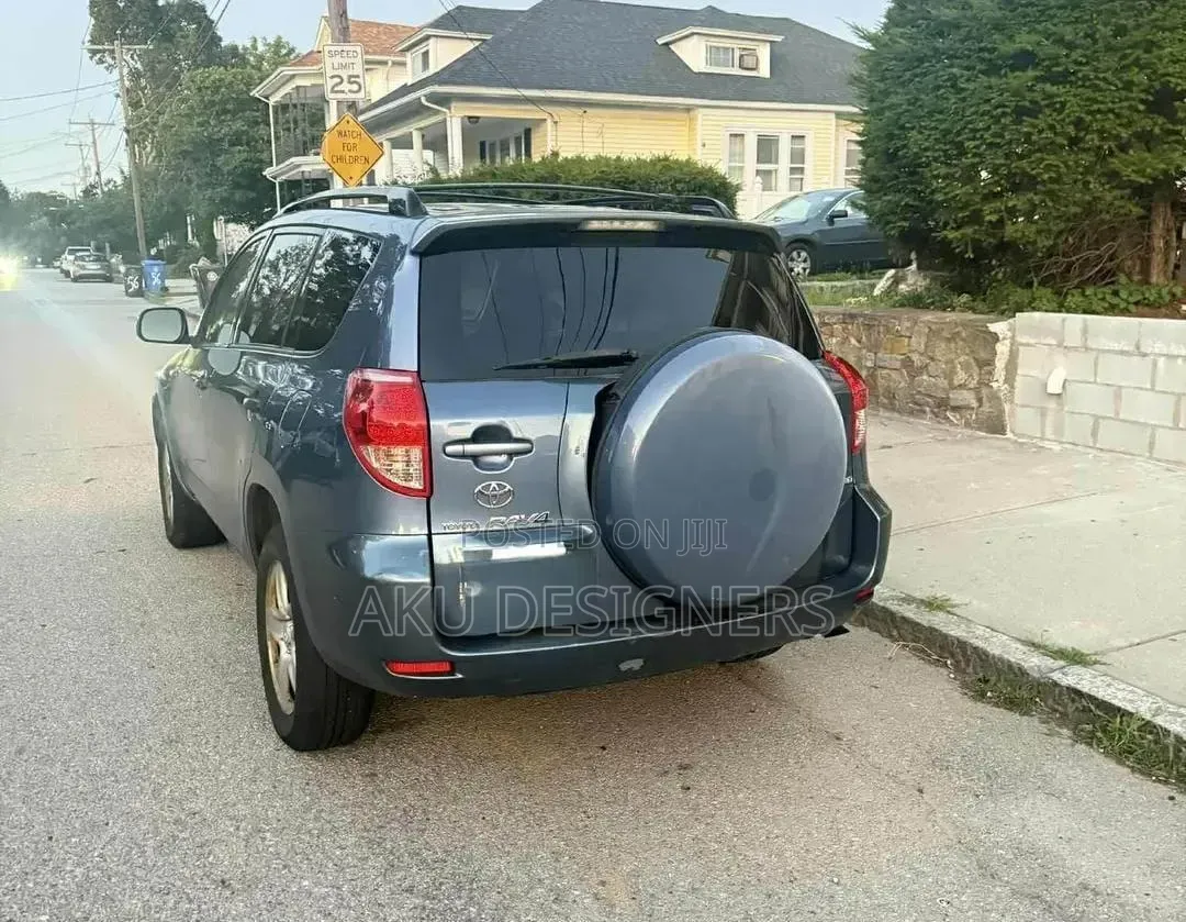 Toyota RAV4 2010 Gray