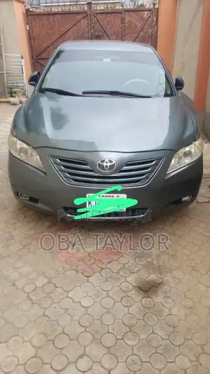 Toyota Camry 2009 Green