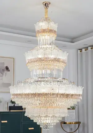 Light Luxury Post Modern Crystal Chandelier