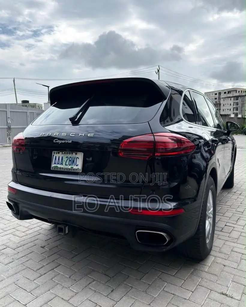 Porsche Cayenne 2017 Black