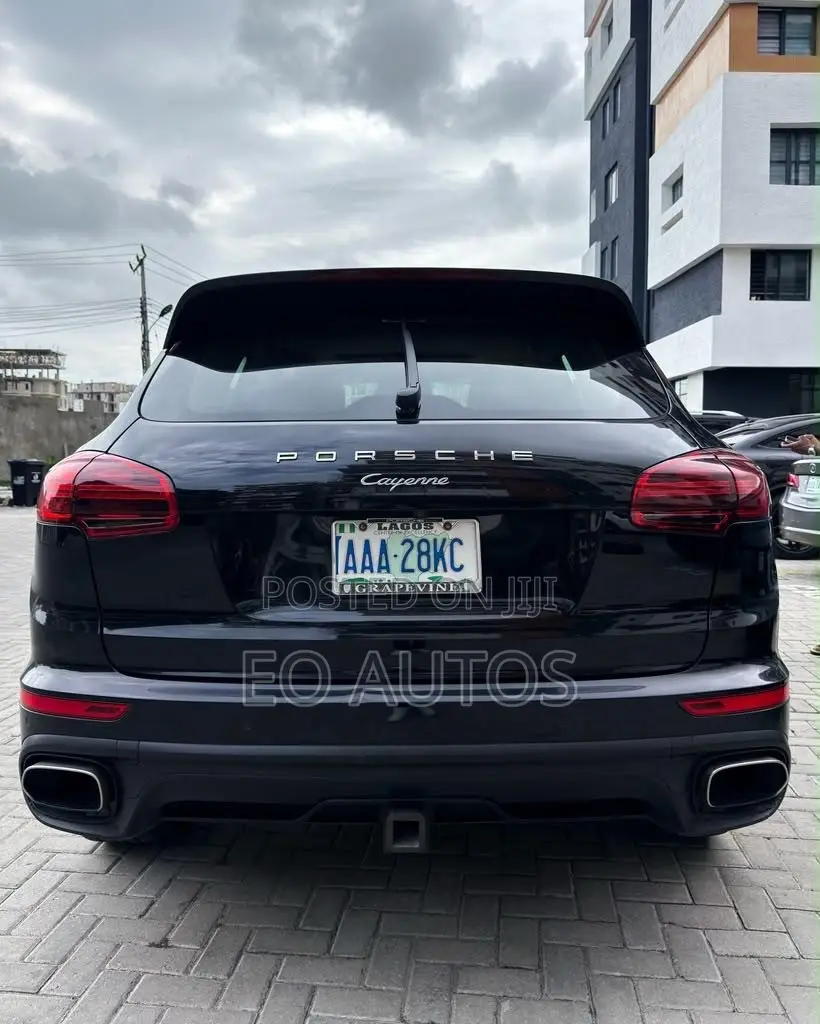 Porsche Cayenne 2017 Black
