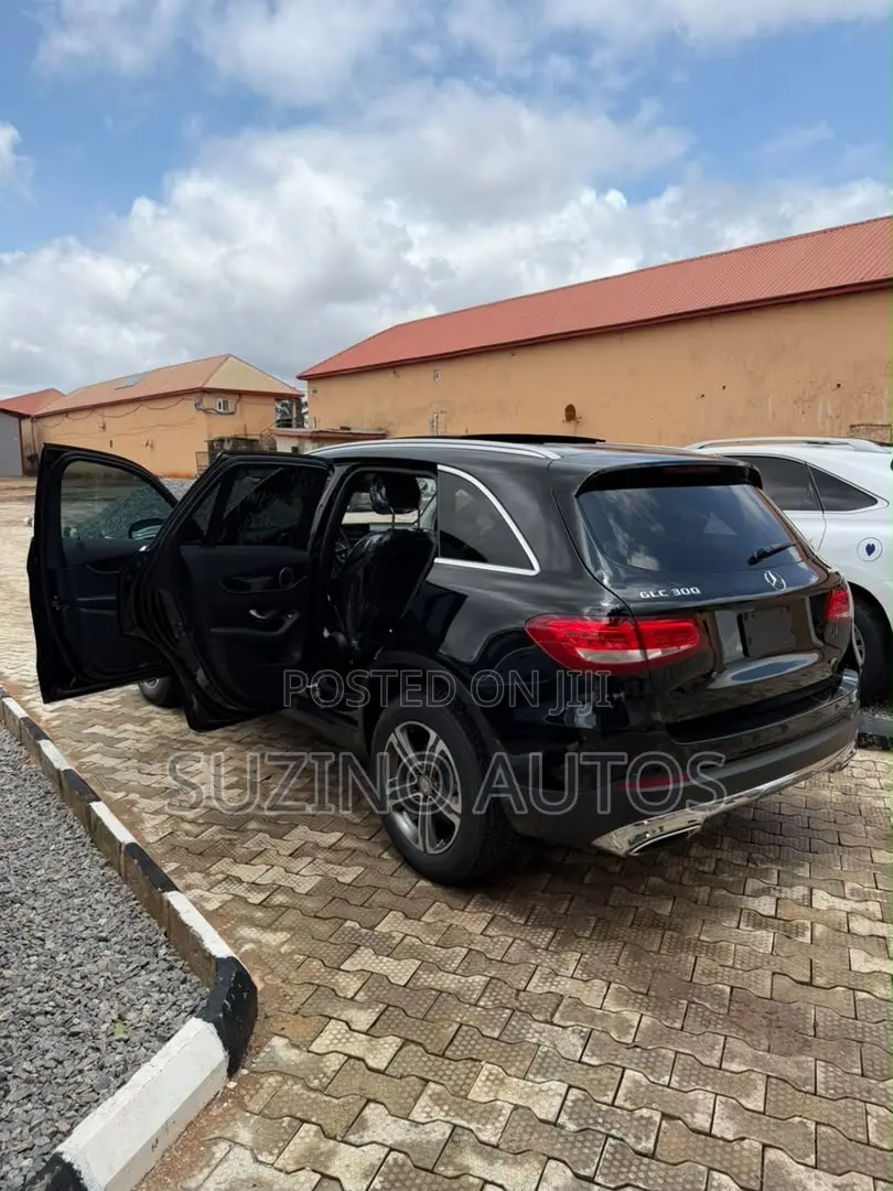 Mercedes-Benz GLC-Class 2016 Black