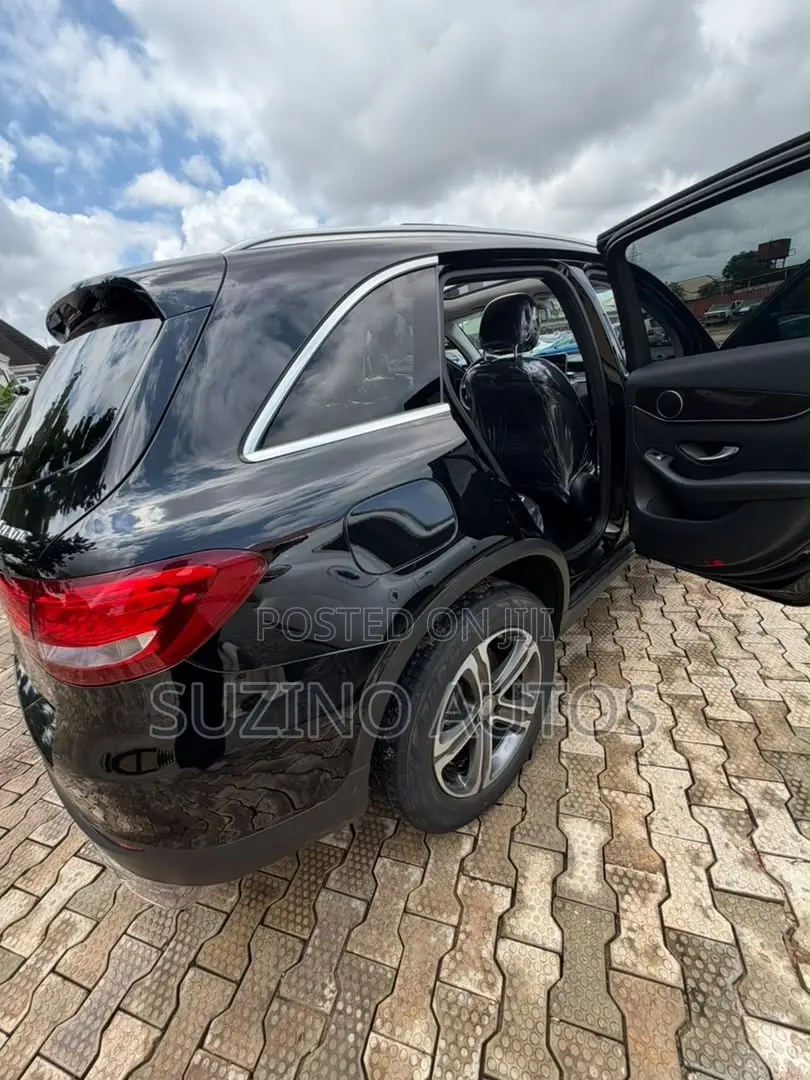 Mercedes-Benz GLC-Class 2016 Black