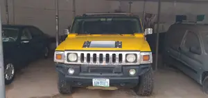 Hummer H2 2006 Yellow