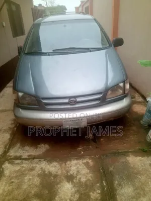 Toyota Sienna 2000 Blue