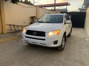 Toyota RAV4 2.5 4x4 2012 White