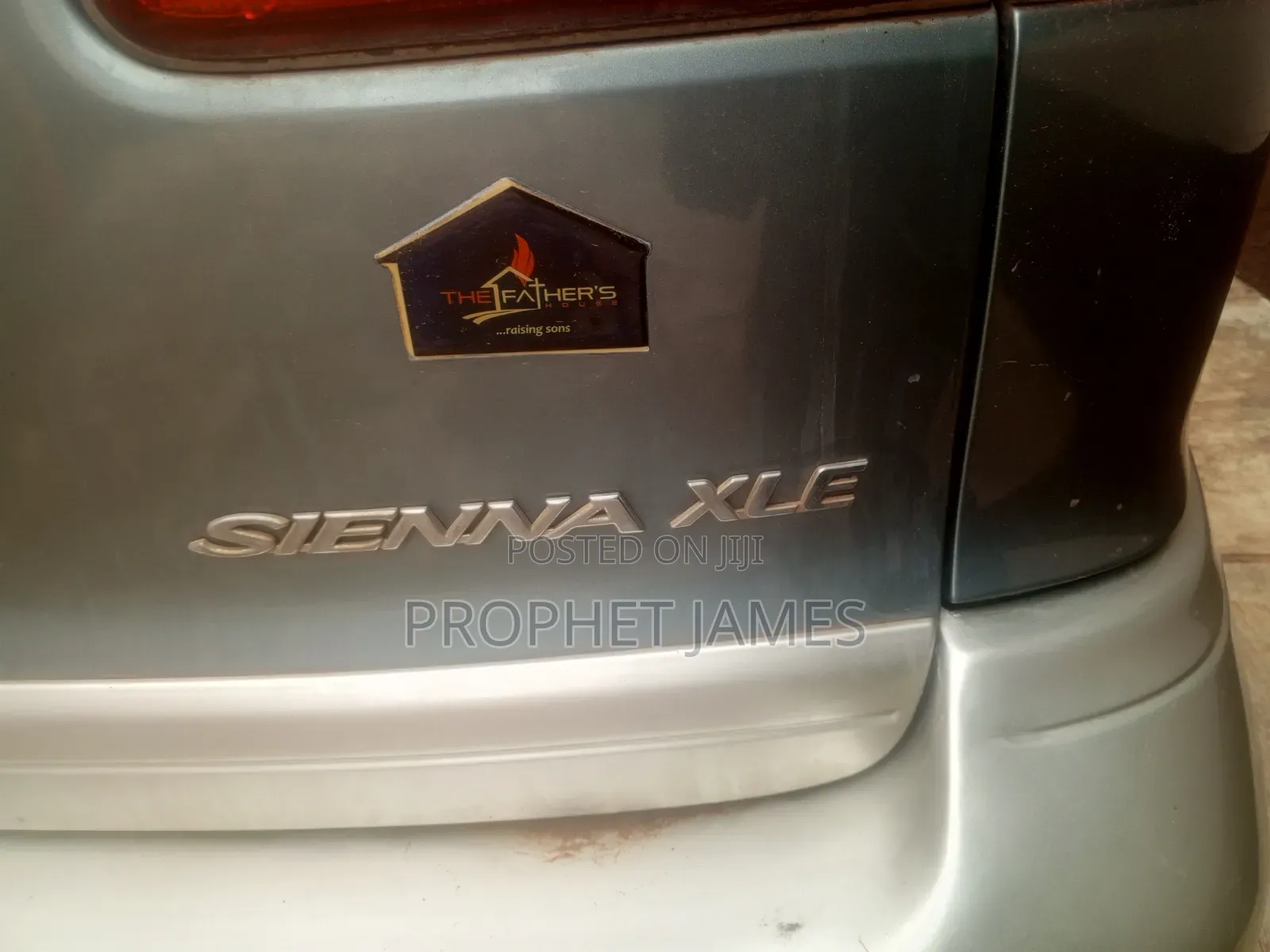 Toyota Sienna 2000 Blue