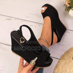 Everyday Versatile Thick-Soled Wedge Ankle Strap Sandalsfor Women.