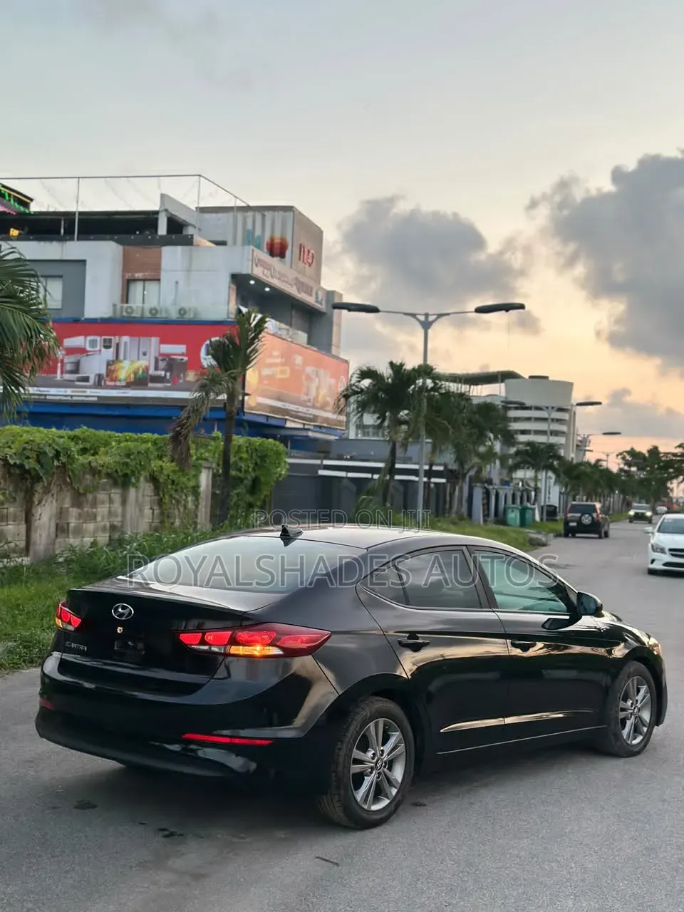 Hyundai Elantra 2017 Black