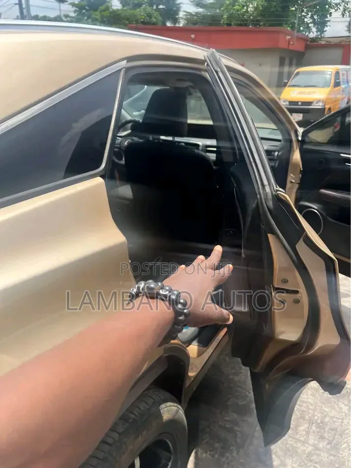 Lexus RX 2019 Gold
