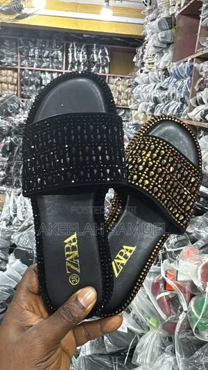 Akeelah's Store