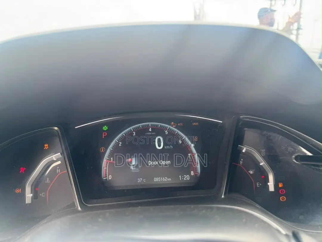 Honda Civic 2018 White