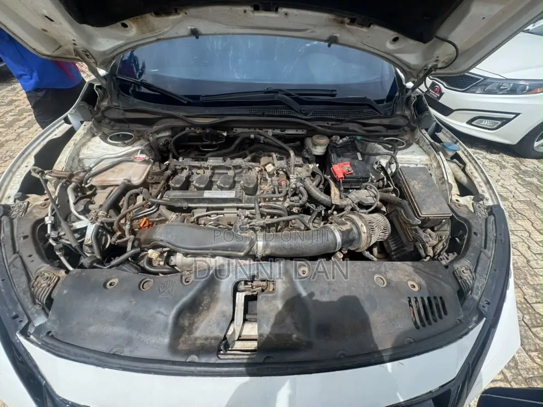 Honda Civic 2018 White