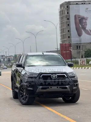 New Toyota Hilux Black Edition 2026 Black